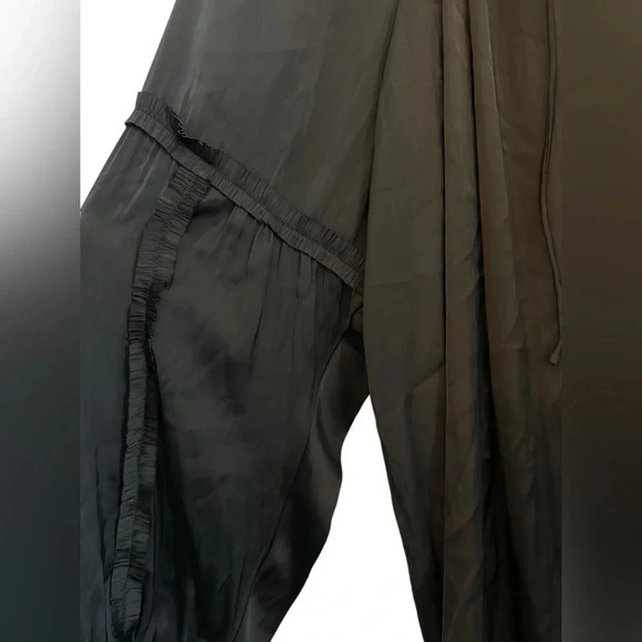 Lane Bryant NWOT ruffle split neck blouse - Picture 7 of 9